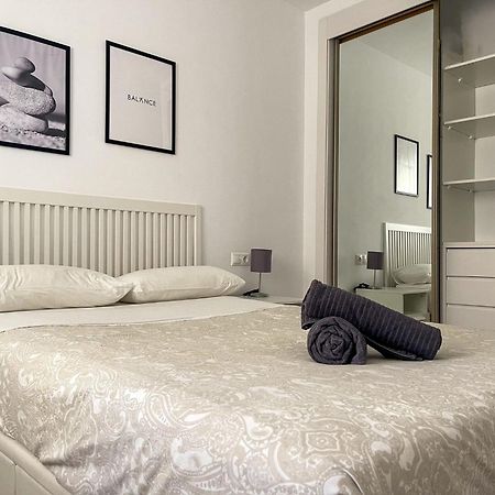 Central & Beautiful Apartment By Dv Properties #P2 Málaga Esterno foto
